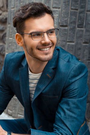 BEST MENS' HAIRDRESSERS IN HERTFORD BEST MENS' HAIRDRESSERS IN HERTFORD